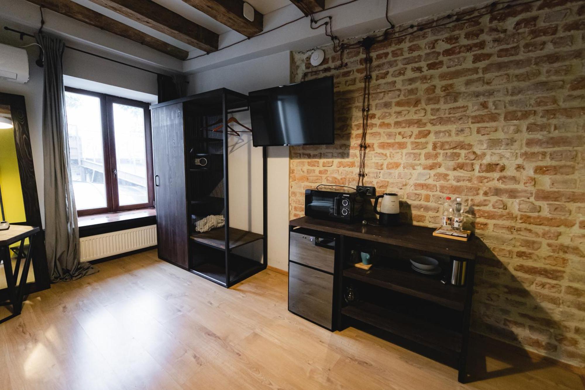 Justlvivit At The Rynok Square 4*
